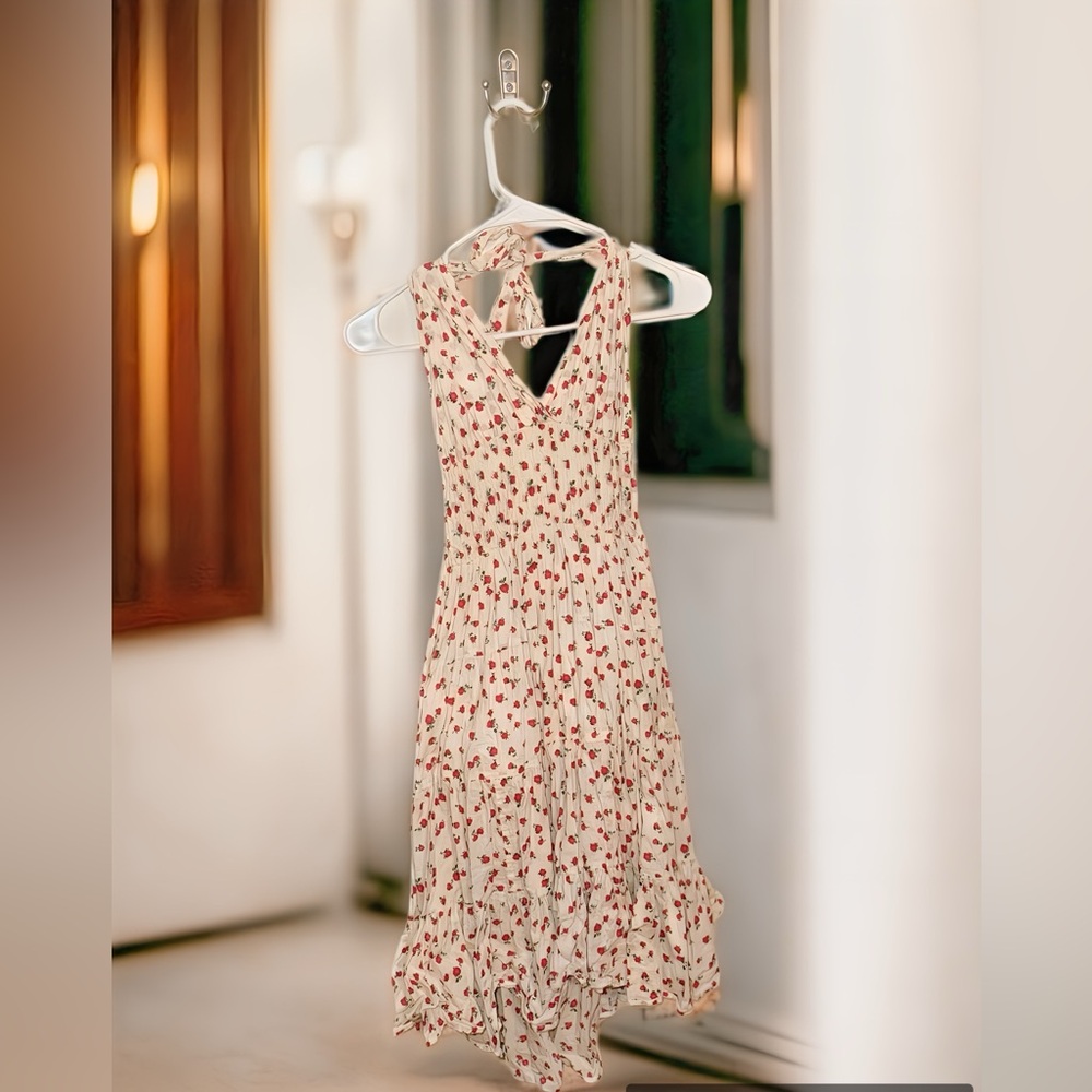 Floral Halter Neck Dress | Small | Cute | Summer | Backless | Never Worn